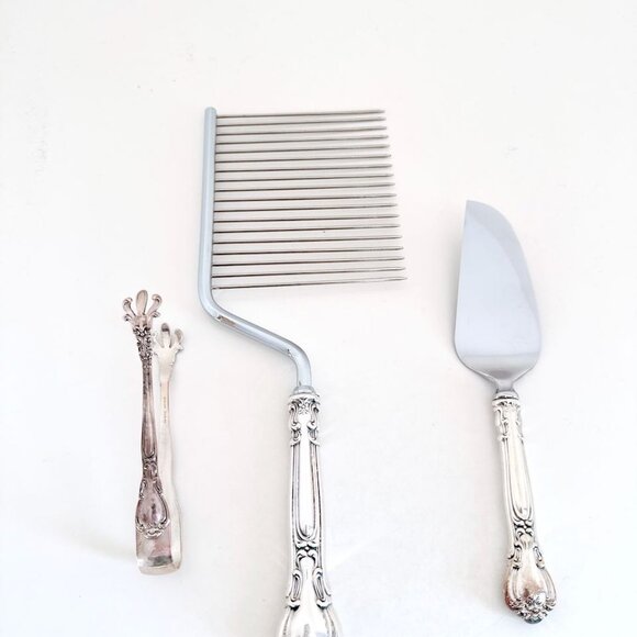 GORHAM STERLING SILVER CHANTILLY CAKE BREAKER TONGS CAKE PIE SERVER SET OF 3 - Picture 2 of 8